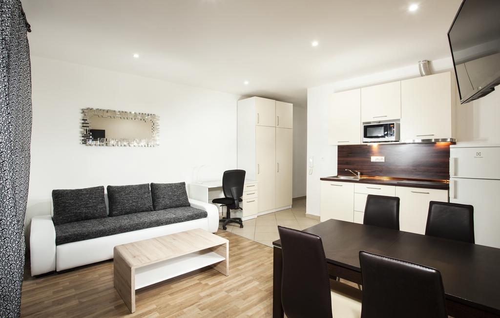 Apartments Kopecna With Parking Brno Zewnętrze zdjęcie