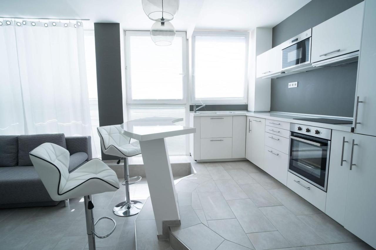 Apartments Kopecna With Parking Brno Zewnętrze zdjęcie