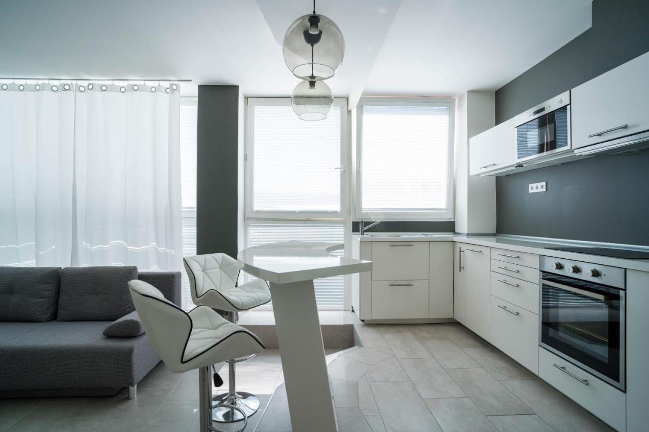Apartments Kopecna With Parking Brno Zewnętrze zdjęcie