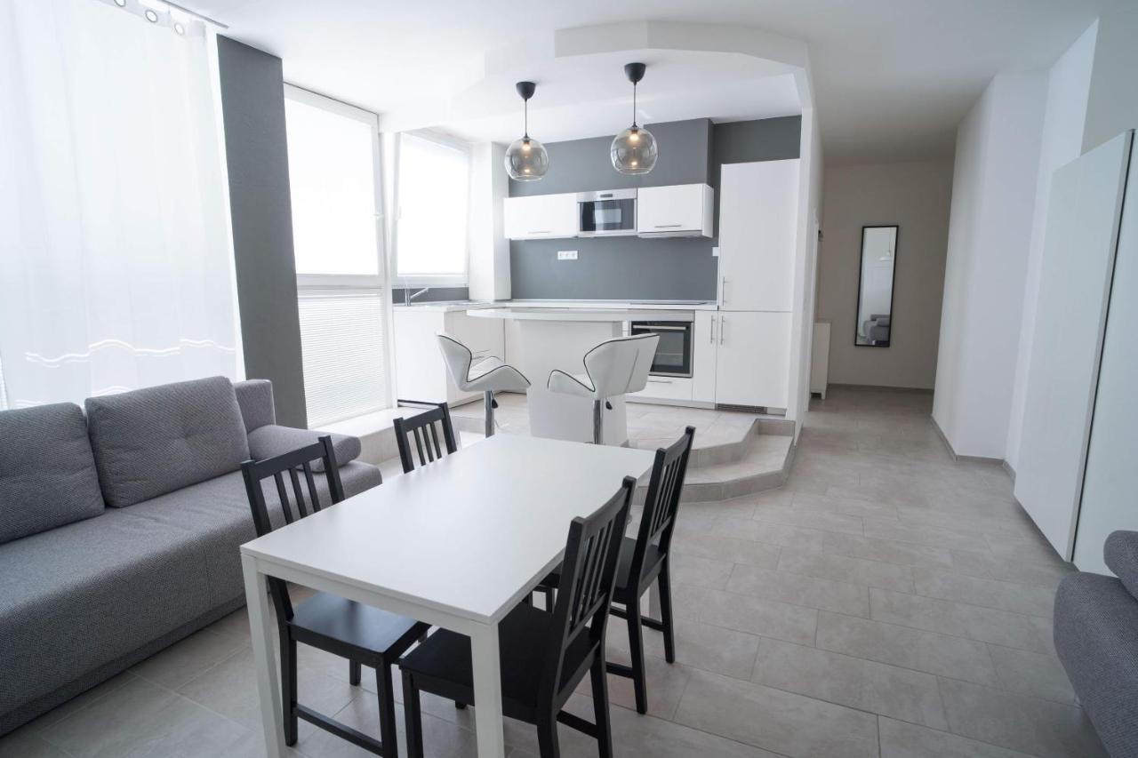 Apartments Kopecna With Parking Brno Zewnętrze zdjęcie