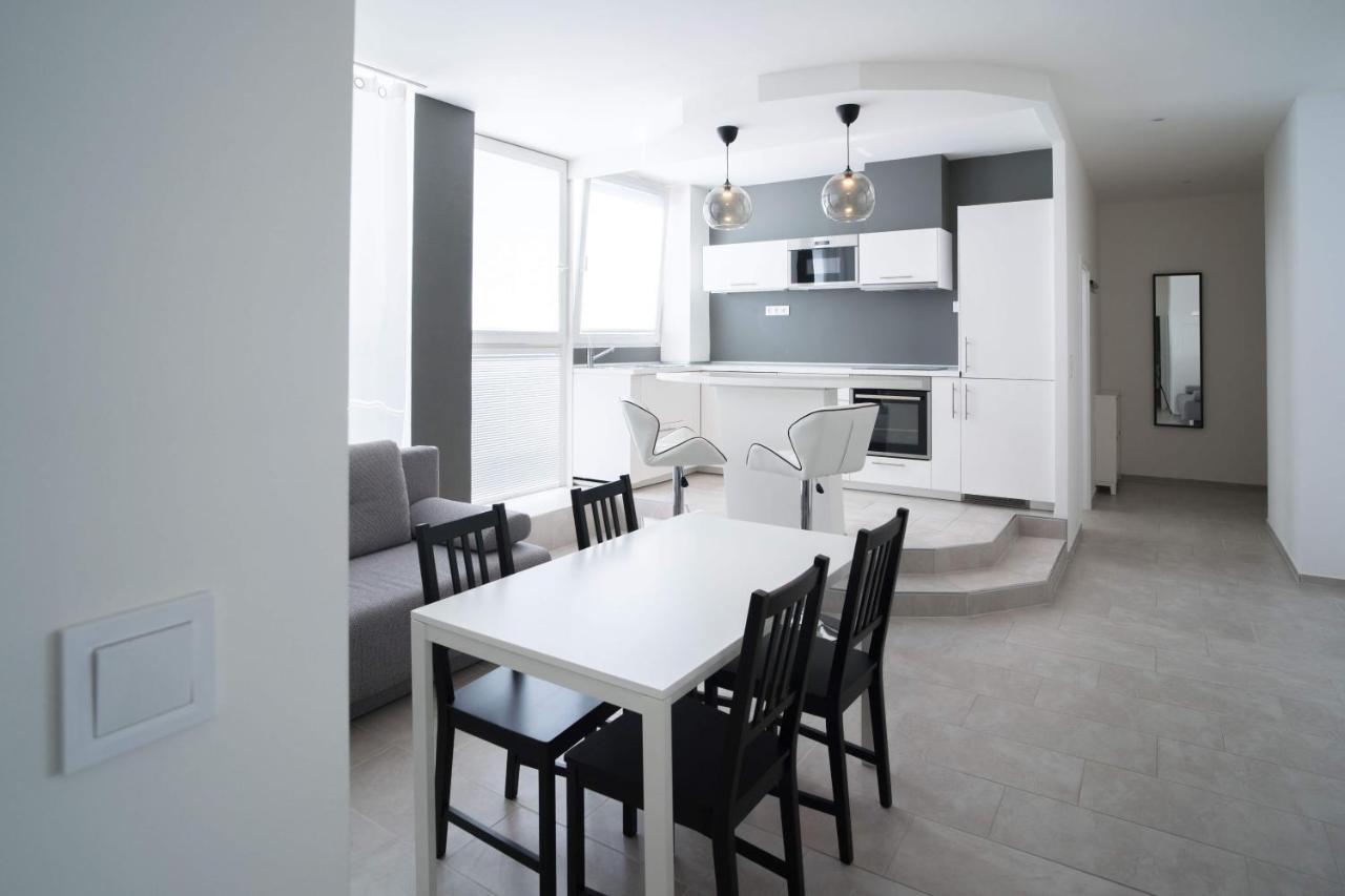 Apartments Kopecna With Parking Brno Zewnętrze zdjęcie